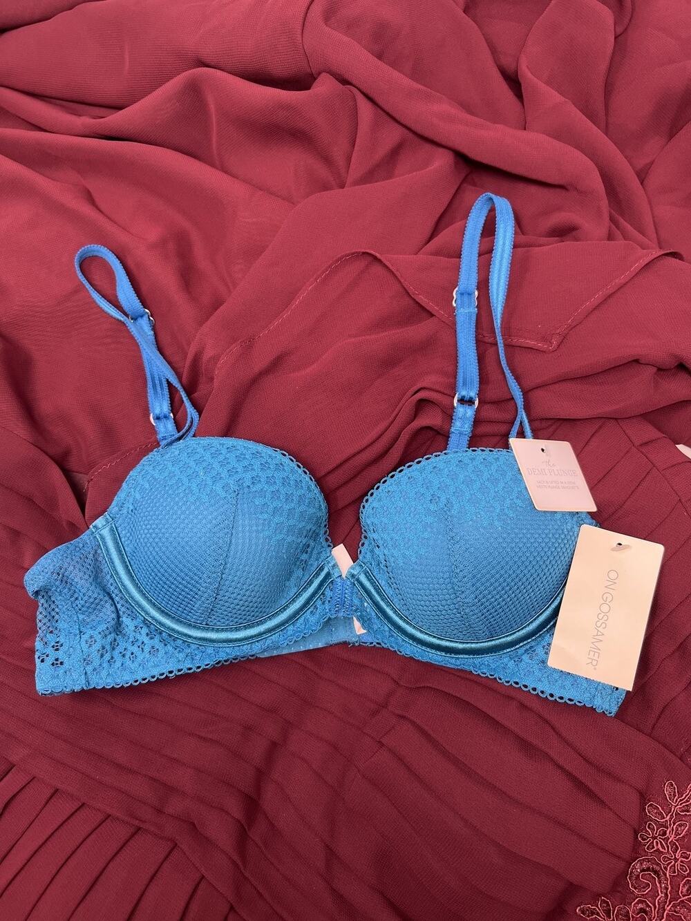 On Gossamer NWT US 32A Blue Demi Plunge G3112 Underwire Lace Bra